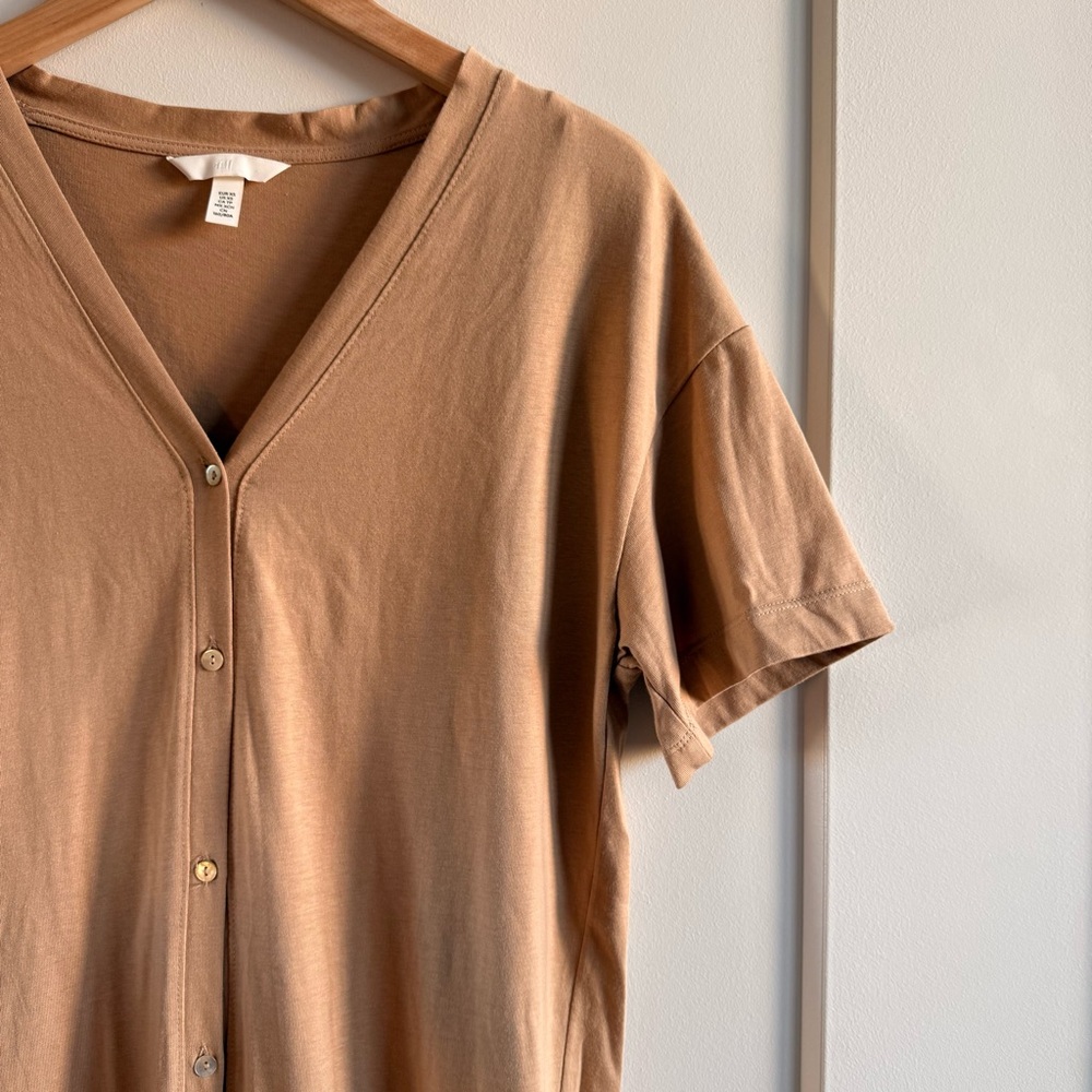{NEW/NEVER WORN} Tan Button-Up V-Neck Shirt Dress